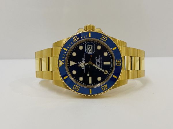 Rolex Submariner 126618LB Vm 2020 126618LB käytetty arvokello