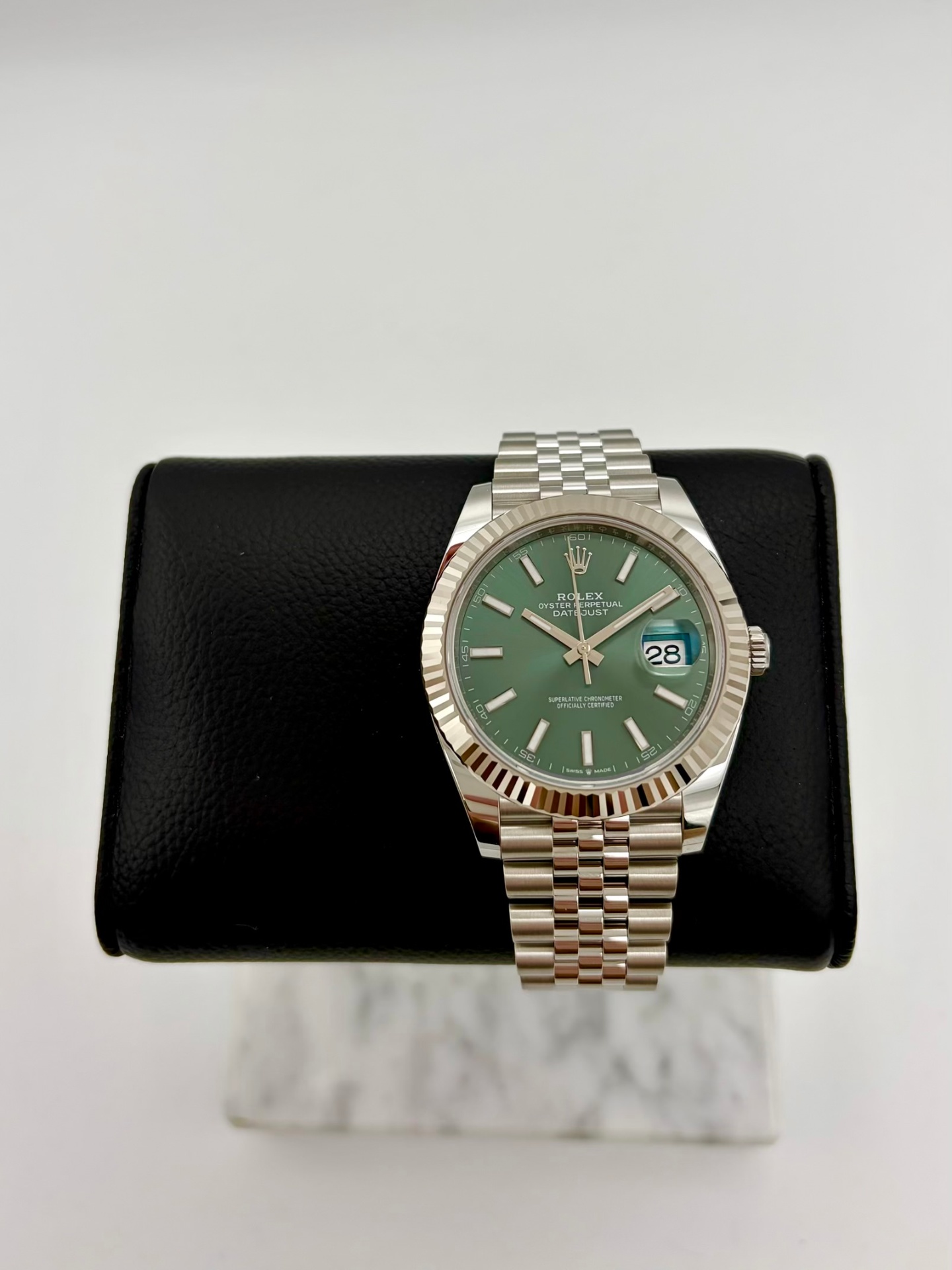 Rolex Datejust 126334 Mint Green 126334 käytetty arvokello