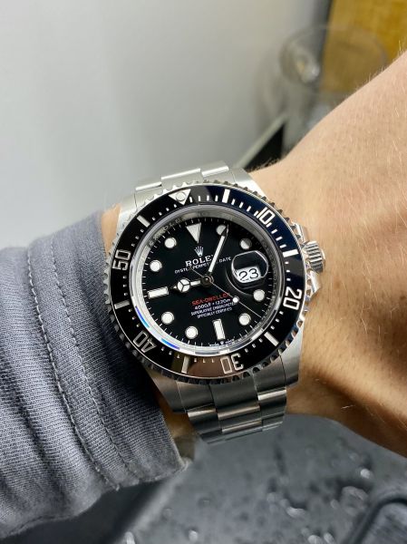 Rolex Sea-Dweller 126600 126600 käytetty arvokello