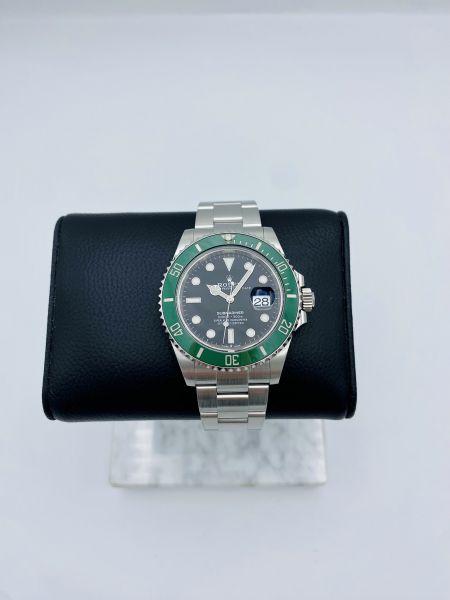 Rolex Submariner Date 126610LV 126610LV käytetty arvokello