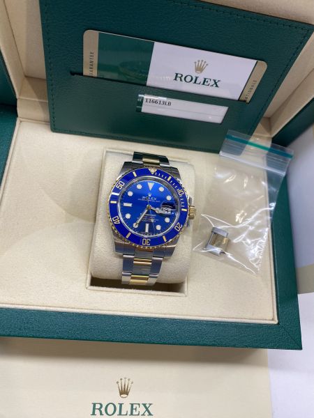 Rolex Submariner Date 116613LB 116613LB käytetty arvokello