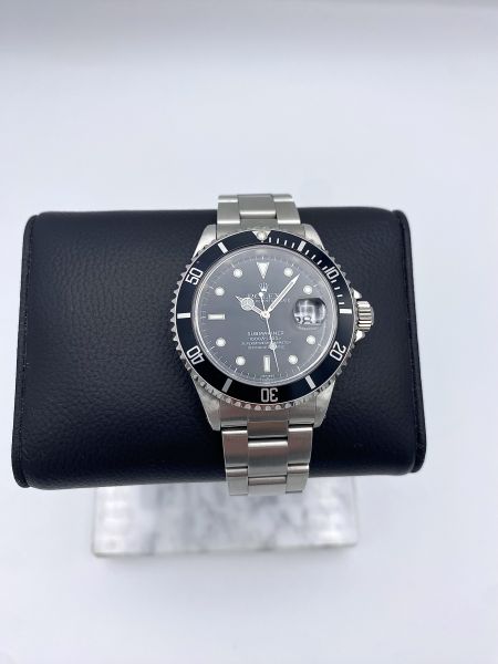 Rolex Submariner Date 16610 16610 käytetty arvokello