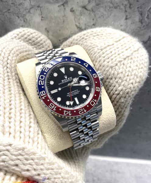 Rolex GMT Master II 126710BLRO 126710BLRO käytetty arvokello