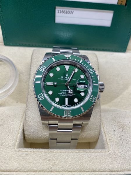 Rolex Submariner 116610LV 116610LV käytetty arvokello