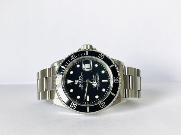 Rolex Submariner 16610 16610 käytetty arvokello