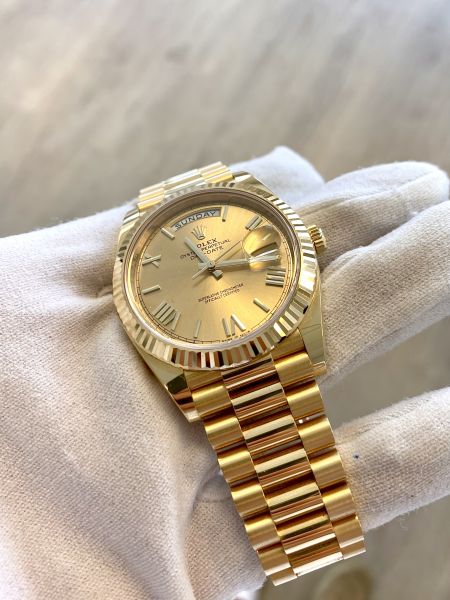 Rolex Day-Date 228238 228238 käytetty arvokello